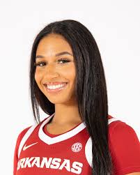 Chrissy Carr's Instagram, Twitter & Facebook