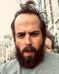 Angus Sampson's Instagram, Twitter & Facebook