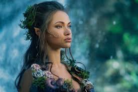 Acțiunea se învârte în jurul cuceririlor şi explorărilor protagonistului. Filme Fantastice Top 20 Filme Care IÈ›i FormeazÄƒ Un Univers Magic Libertatea