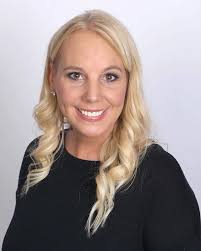 Becky Mack's Instagram, Twitter & Facebook