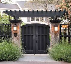 Modern Pergola Over Gate Google Search In 2020 House Gate Design Front Gate Design Garden Gate Design