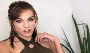Последние твиты от mariana genesio peña (@marianagenesio). How Does Mariana Genesio Pena Face Coronavirus