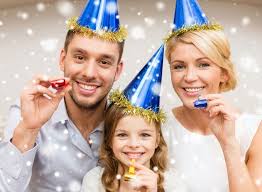 Awesome 15 Awesome New Years Eve Family Photoshoot Ideas New Years Eve Events Family New Years Eve New Year Photoshoot