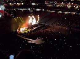 concert photos at state farm stadium