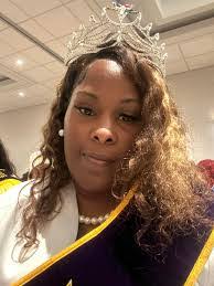 Crystal Echols's Instagram, Twitter & Facebook