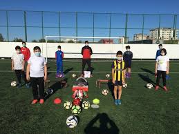 It was founded in 1923 as a breakaway from altay sk. Altinordu Da 3 Bin Sporcuya Spor Malzemesi Dagitildi Ordu Haberleri