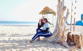 Pantai tiga warna merupakan salah satu pantai favorit di malang. Pantai Sembilan Wisata Di Sumenep Madura Yang Populer Dan Hits
