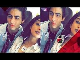 Shahrukh khan was born on 2 november 1965 in new delhi, india. Shah Rukh Khan S Son Aryan And Amitabh Bachchan S Granddaughter Navya Pose Together Bollywood News Youtube