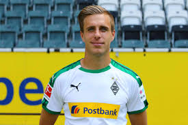 4* skill moves makes him easy to use and all in all very. Bundesliga Borussia Bremen Die Fohlen In Der Einzelkritik