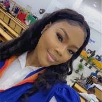 Tricia Knott's Instagram, Twitter & Facebook