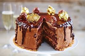 Dreams Do Come True Jamie Oliver Has Made A Ferrero Rocher Cake Recipe Ferrero Rocher Cake Fun Desserts Desserts