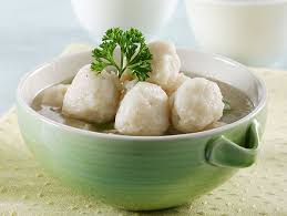 Namun kali ini kuah yang akan kami buat tidak seperti kuah bakso pada umumnya yang bening, dengan bumbu sederhana tambahan saus sambal dan saus tomat yang menonjolkan cita rasa pedas dan manis sehingga kuah kaldu. Pakai Ikan Murah Begini Cara Bikin Bakso Ikan Super Gurih Dan Kenyal 3 Hal Ini Wajib Diperhatikan Semua Halaman Sajian Sedap