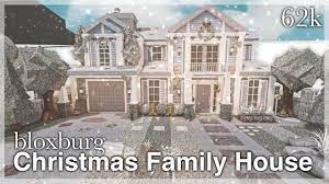 Bloxburg Christmas Family House Speedbuild Exterior Youtube In 2021 Beautiful House Plans House Outside Design Bloxburg Exterior