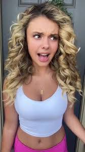 Mallory Wallace's Instagram, Twitter & Facebook