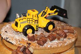 Gateau Anniversaire Chantier Travaux Gateau Anniversaire Dessert Gateau