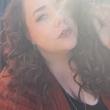 Michelle Kapp's Instagram, Twitter & Facebook