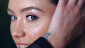 Nicole Dyess's Instagram, Twitter & Facebook