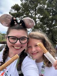 Transportation from Disney hotel to park