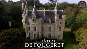 Retrouvez 692 châteaux et manoirs en france où vous pourrez séjourner dans une chambre d'hôtes de style et de caractère. Bienvenue Au Chateau De Fougeret Chateau De Fougeret