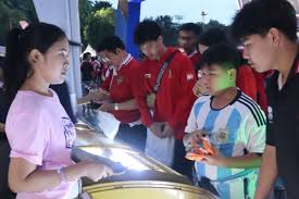 Menonton Indonesia vs Argentina Sambil Makan Es Krim Gratis