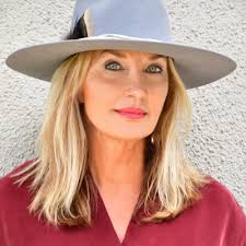 I feel so fortunate to have witnessed the swearing in of my dear friend and  now former Deloitte colleague Nicole Overley as Virginia's Deputy Secretary  of Labor for Workforce Development today!… |