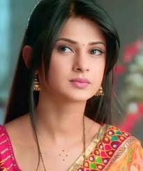 🎥🌹 Burundi is full of beauty. Meet #AKIJURU one of pretty and intelligent  actress from ISEKE FILMS label..😘 Show love to her❤️😍  #mugishaburundicreator