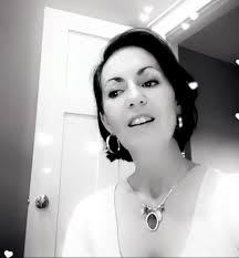 Claudia Conner (@itsclaudiaconner) • Threads, Say more