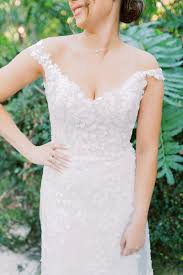 The great thing about looking for a vintage wedding dress is that it opens you up to new styles that you may not have considered before. Lazaro Olivia 3914 Top Milena 3853 Skirt Second Hand Wedding Dress Save 34 Stillwhite