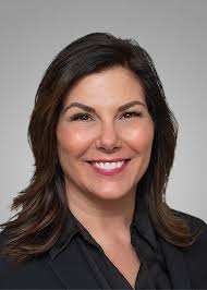 Shelly Carolan's Instagram, Twitter & Facebook