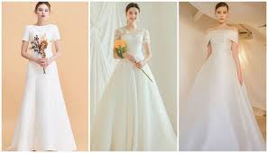 Secara umum baju pengantin memiliki desain yang hampir mirip dengan long dress atau gaun panjang. Tren Gaun Pengantin 2020 Gaun Pengantin Ala Korea Yang Simpel Dan Elegan Semua Halaman Stylo