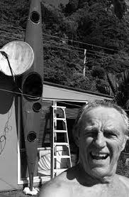 NEW ZEALAND SEA CANOEIST