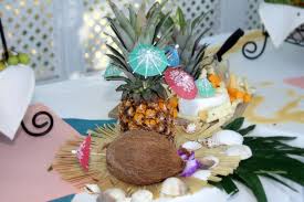 Hawaiian Table Decoration Ideas Luau Table Decorations Pictures Luau Table Decorations Pineapple Decor Luau Decorations