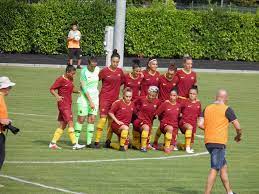 Ora però rangnick potrebbe ugualmente arrivare in italia, ma sulla panchina della roma. Associazione Sportiva Roma 2018 2019 Femminile Wikipedia