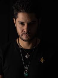 Retratos para Sergio Corzo . . . #portraitphotography #portrait #color  #green #blue #photography #ph #model #actor