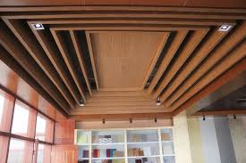 Derako wooden ceilings, both in the linear and grill design, are excellently suited for use in curved or arched shape. China Office Wooden Design Film Aluminum Ceiling Wall Panel For Ceiling Roofing Wall Decoration China Sticking Film Aliminum Ceiling Panel Film Aluminum Composite Panel