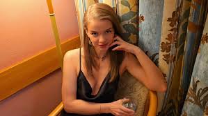 Porno > I Talked a Charming Slim Sexy Beauty Into Cheating On Her Husband &  Creampied Her Tender Pussy