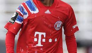 Dieser artikel ist in ihrem land nicht verfügbar. Fc Bayern Trikot Darum Spielt Der Fcb In Einem Sondertrikot Gegen Holstein Kiel