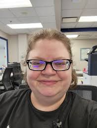 Non scale victory! For a slow looser like me, this is great to see! Vsg-  5/2/22 Hw: 300 Sw: 279 Cw: 261 Goal: healthy and happy.