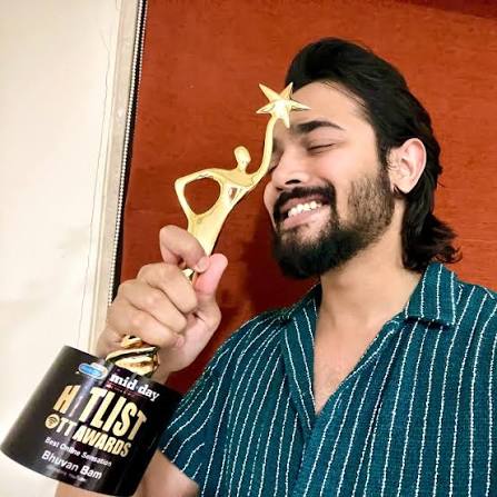 BEST ONLINE SENSATION at the Hitlist OTT Awards! 🔥🔥🔥 Thanks to the lovely people who voted! Gratitude! @radiocityindia @middayindia #Dhindora