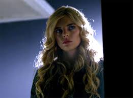 Killer queen, starring judah lewis, samara weaving, and jenna ortega in the lead, narrates the tale of a babysitter who is a part of a cult group that kills innocent people for their whim.the movie directed by mcg is the sequel to the 2017 hit movie the babysitter, which was a thunderous hit.the babysitter: Samarweaving Samara Weaving As Bee In The Bright Babysitter Movie Babysitter Most Beautiful People