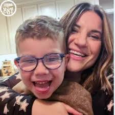 Tara Whitfield's Instagram, Twitter & Facebook