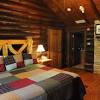 With 74 lodges, cabins and hotels in the park and the surrounding towns, your perfect adventure is ready and waiting for you. 1