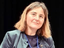 Martha Krug's Instagram, Twitter & Facebook