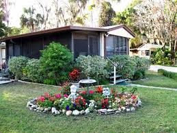 Homosassa River Carefree Rv Resort In Florida Tucked Alongside The Homosassa Springs Wildlife Park You Re A Step Away Florida Resorts Florida Camping Resort