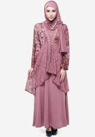 Ditambah lagi, model baju batik couple modern ini pun juga semakin berkembang dan juga kekinian. 50 Gambar Model Baju Batik Gamis Pesta Elegan Dan Modis Indonesia Adalah Salah Satu Negara Dengan Budaya Yang Amat Sangat Banyak Da Pakaian Pesta Batik Model