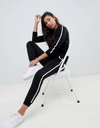 Choose from contactless same day delivery, drive up and more. Asos Design Tracksuit Sweat Basic Jogger With Tie With Contrast Binding Asos