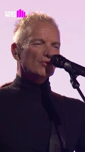 Creando un estilo único con melon! Estoy emocionado de compartir con  ustedes mi última colaboración con la increíble marca ecuatoriana,  @melonoutfitters 💫 Con su enfoque en rescatar las raíces ecuatorianas a  través