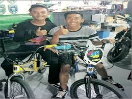 Cara buat body basikal enjin motosikal; 2 Budak Ini Tak Pernah Siap Kerja Sekolah Hanya Tahu Berlumba Dan Ubah Suai Basikal Sehinggalah Inilah Kisahku Gps Bestari