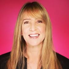 Britt Kahn's Instagram, Twitter & Facebook