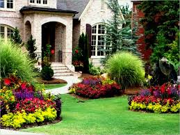 Small Flower Garden In Front Of House Front House Landscaping Small Yard Landscaping Front Yard Landscaping Design
